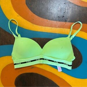 VS PINK wireless wear everywhere push up bra